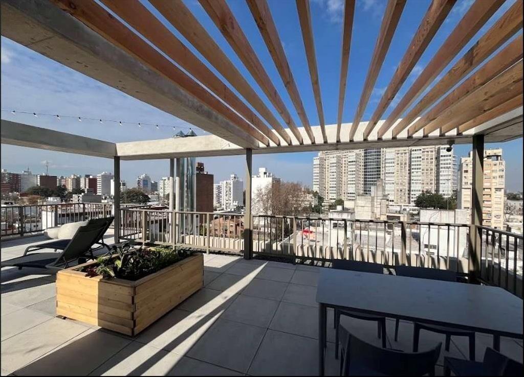 Venta Apartamento Parque Batlle Monoambiente con terraza al