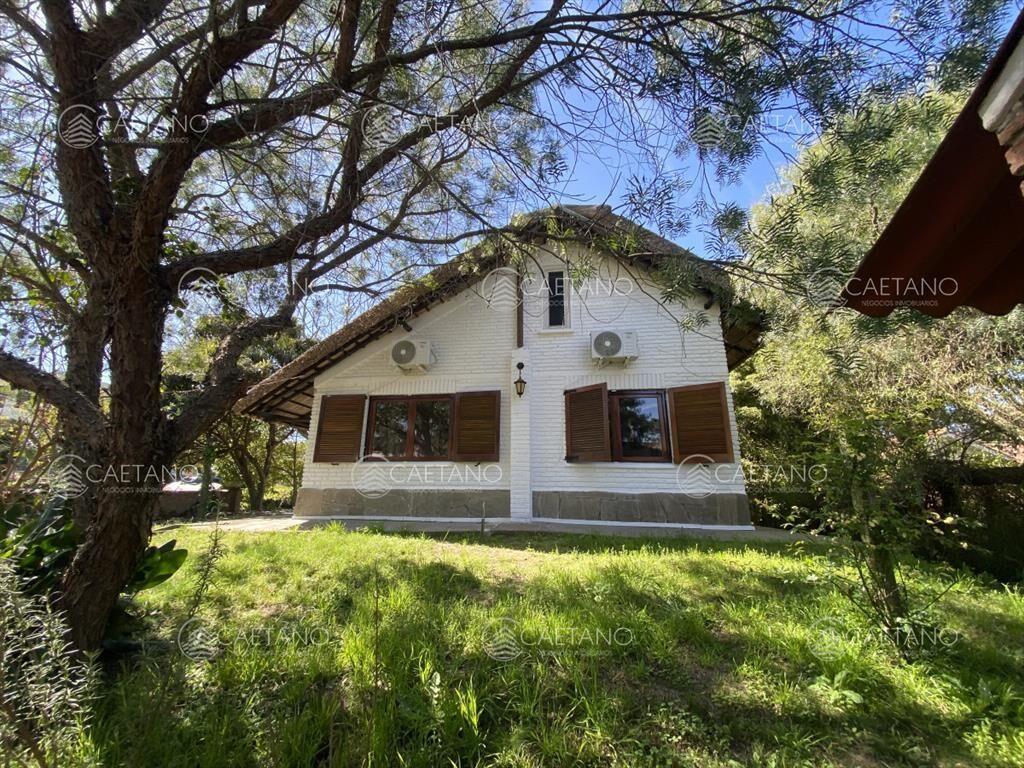 Venta casa 3 dormitorios. Pinares, Punta del Este