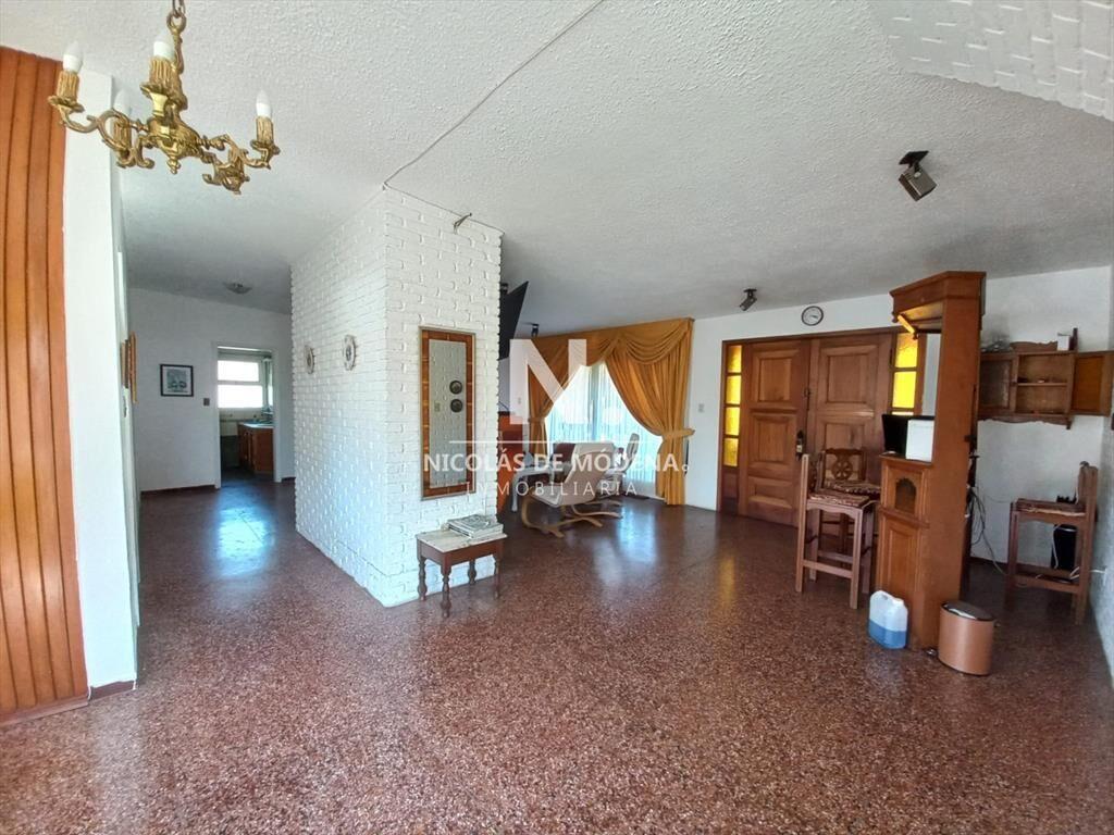 Casa de 6 dormitorios en Playa Mansa , Punta del