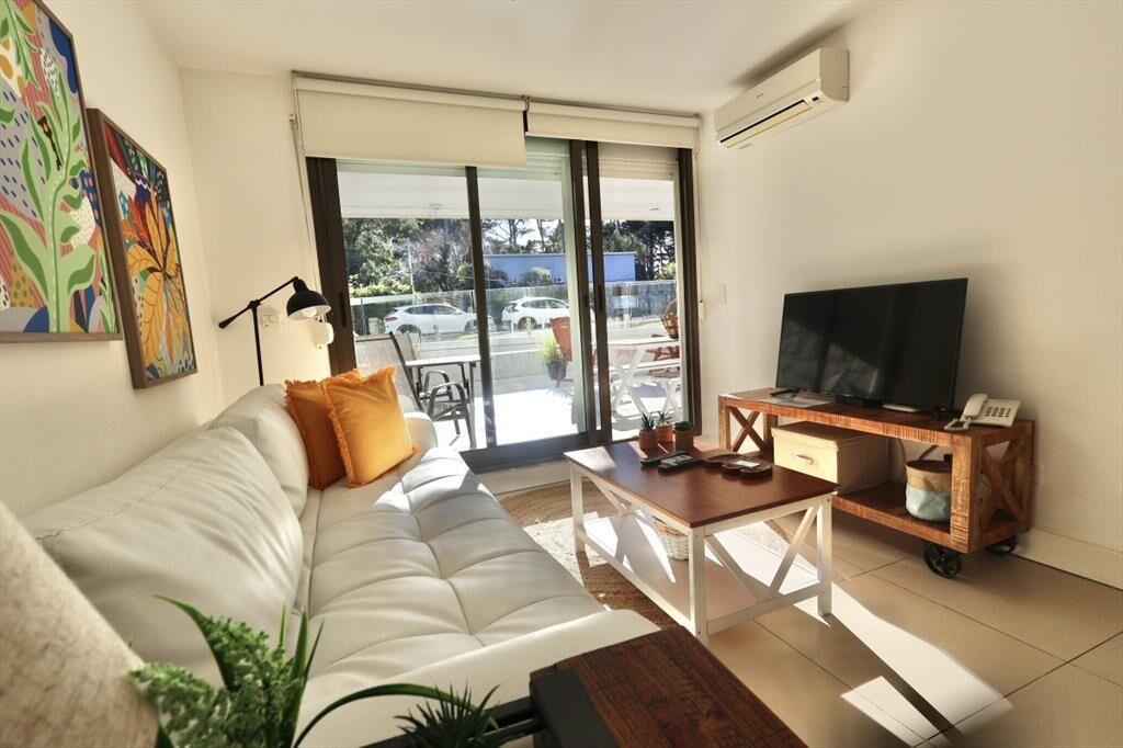 VENTA DE APARTAMENTO DE 1 DORMITORIO Y MEDIO EN