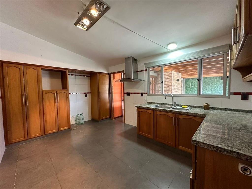Vta y alq casa Punta Gorda 4 dormitorios barbacoa Piscina