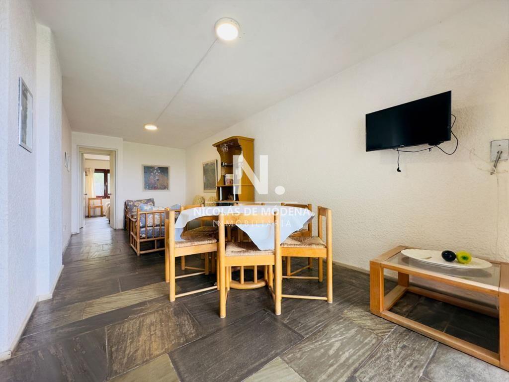 Apartamento en venta, 2 dormitorios, primera linea de la br