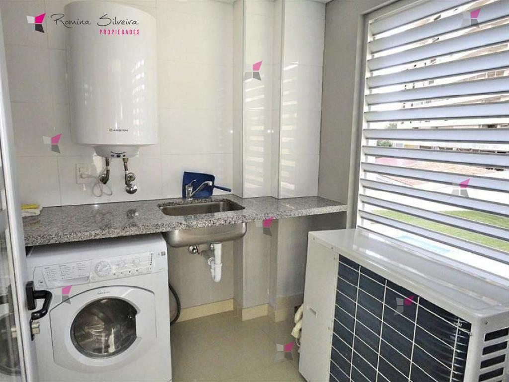 VENTA DE APARTAMENTO DE 3 DORMITORIOS EN BRAVA PUNTA DEL ES