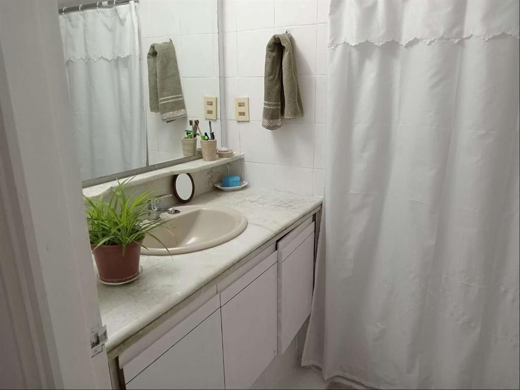 Alquiler Apartamento Pocitos 3 dormitorios 2 baños patio y