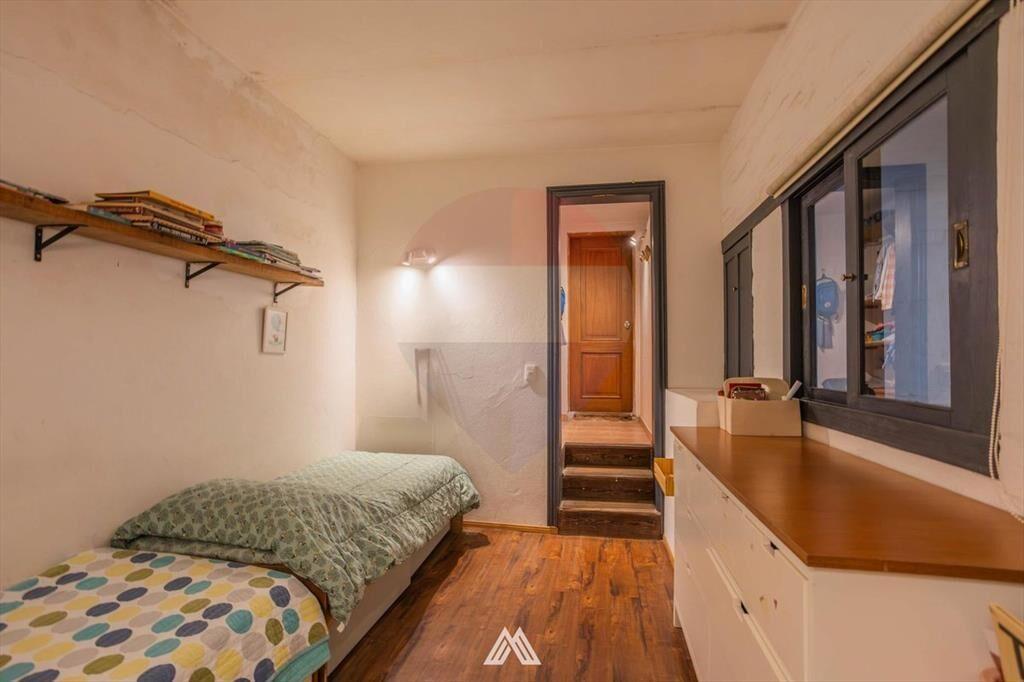 VENTA CASA 3 DORMITORIOS, 3 BAÑOS EN CORDON