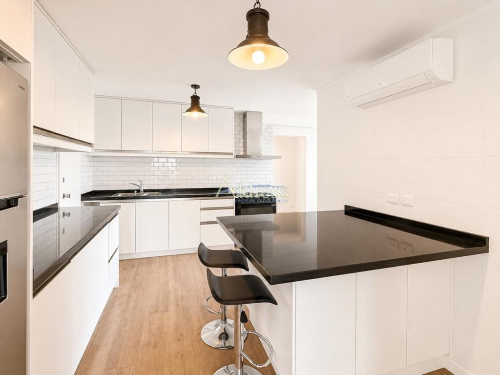 Alquiler Anual Apartamento de 3 Dormitorios, Reciclado, Sin