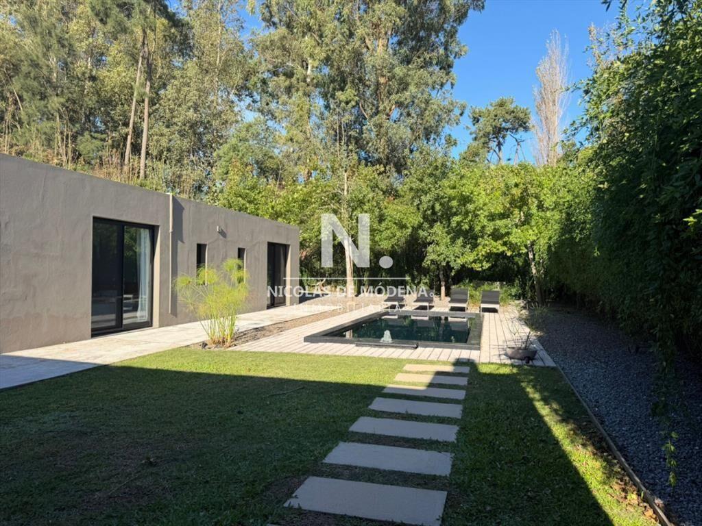 Confortable casa en Barrio Privado