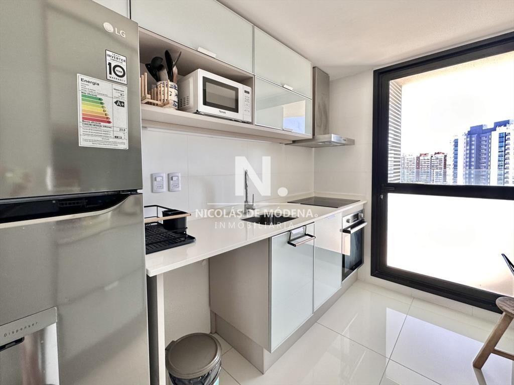 Vende apartamento en Mansa, Punta del Este de 3 dormitorios