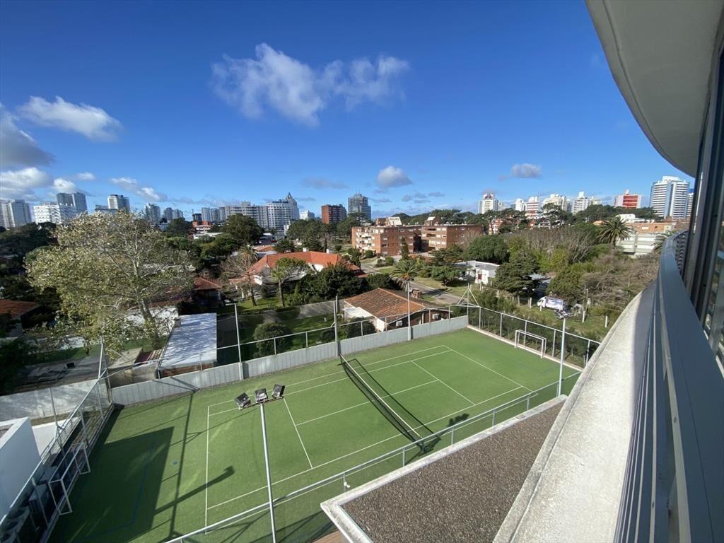 VENTA APARTAMENTO 2 DORMITORIOS EDIFICIO ALEXANDER BOULEVAR