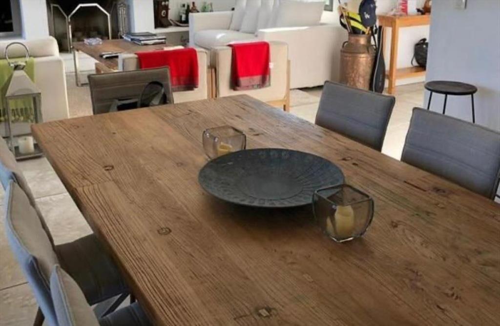CASA EN VENTA DE 3 DORMITORIOS EN LA BARRA