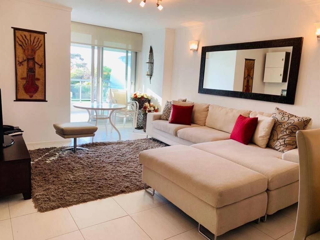 DEPARTAMENTO EN VENTA EN FOREST TOWER I