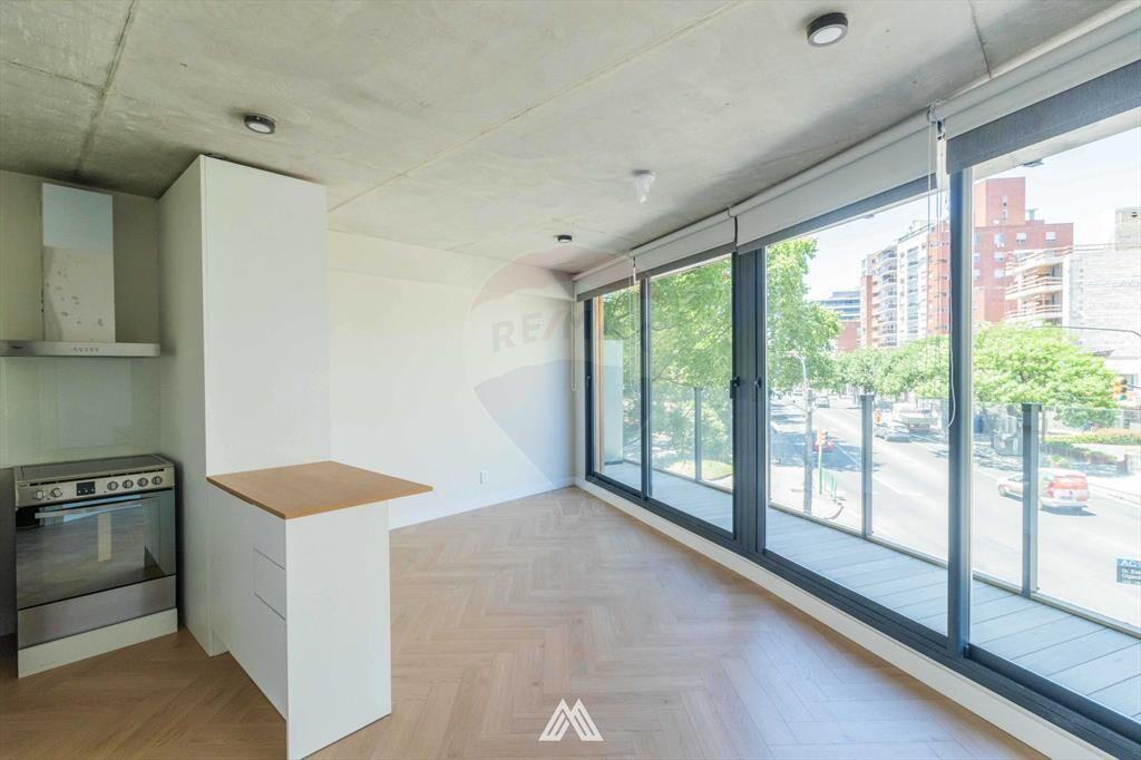 Alquiler Monoambiente  con balcón en Prado