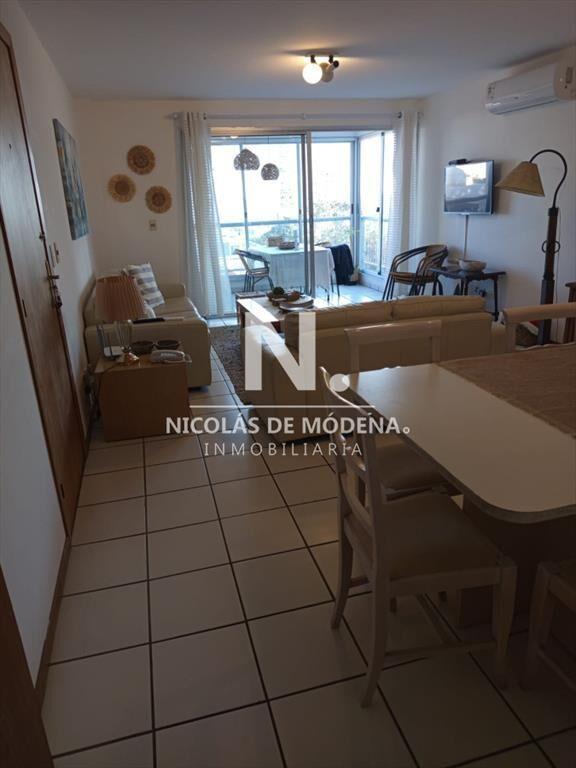 Vende apartamento en de 3 dormitorios Punta del a