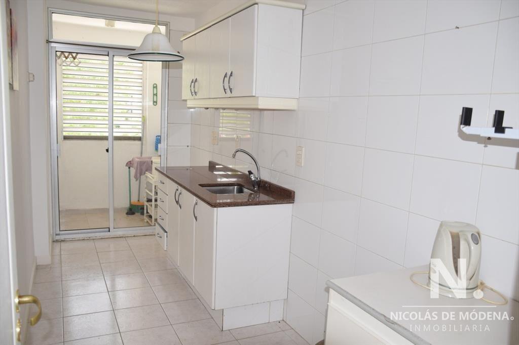 Oportunidad Apartamento de 2 dormitorios en Roosevelt