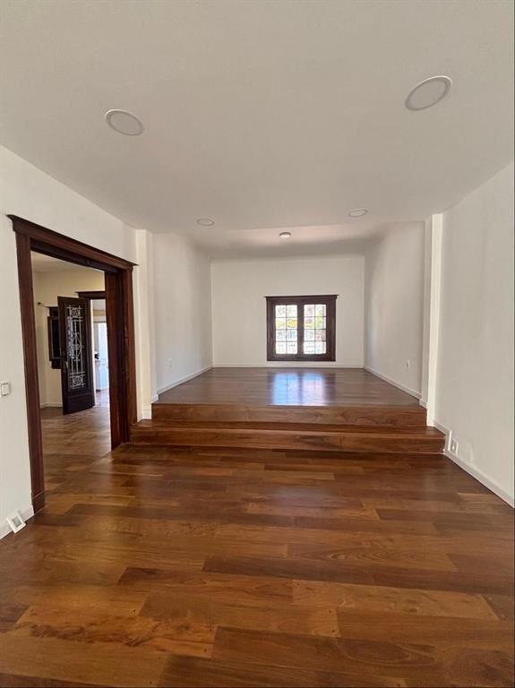 Pocitos Alquiler excelente casa de 6 ambientes 4 baños gara