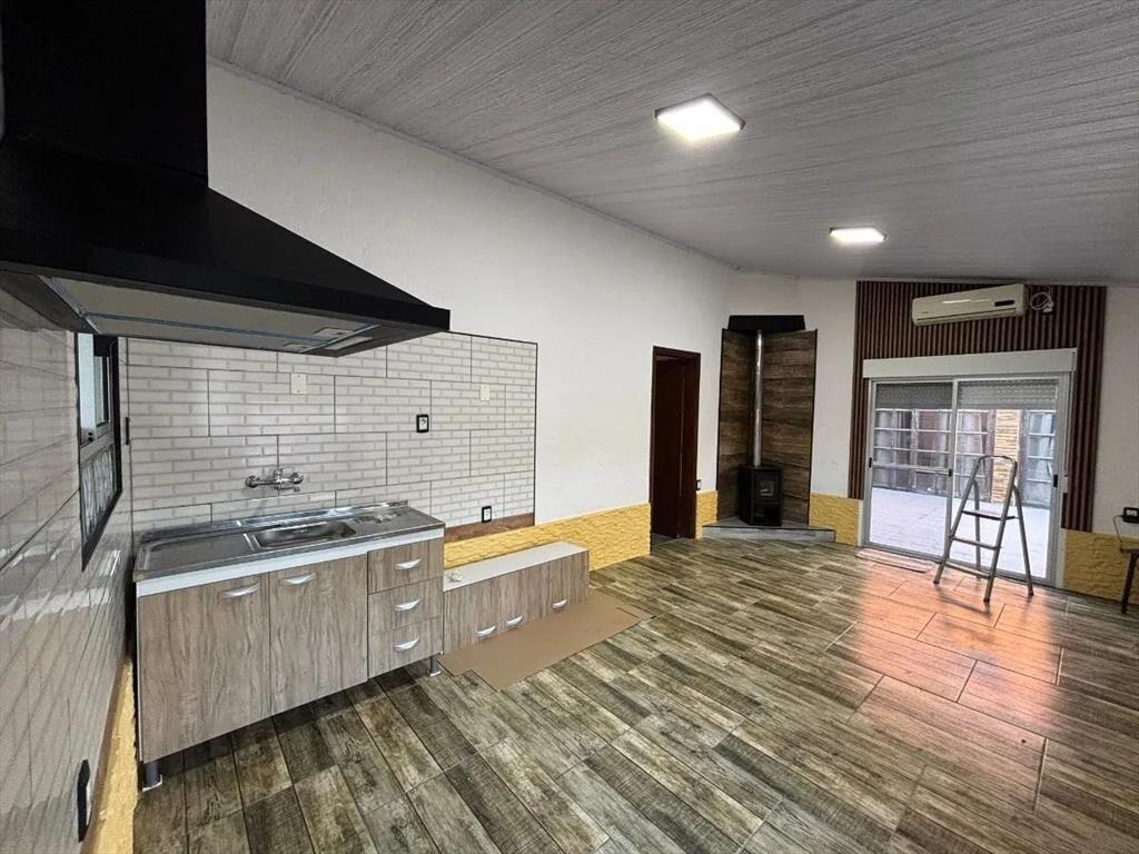 Casa en venta con apartamento en mismo padron piscina 560 m