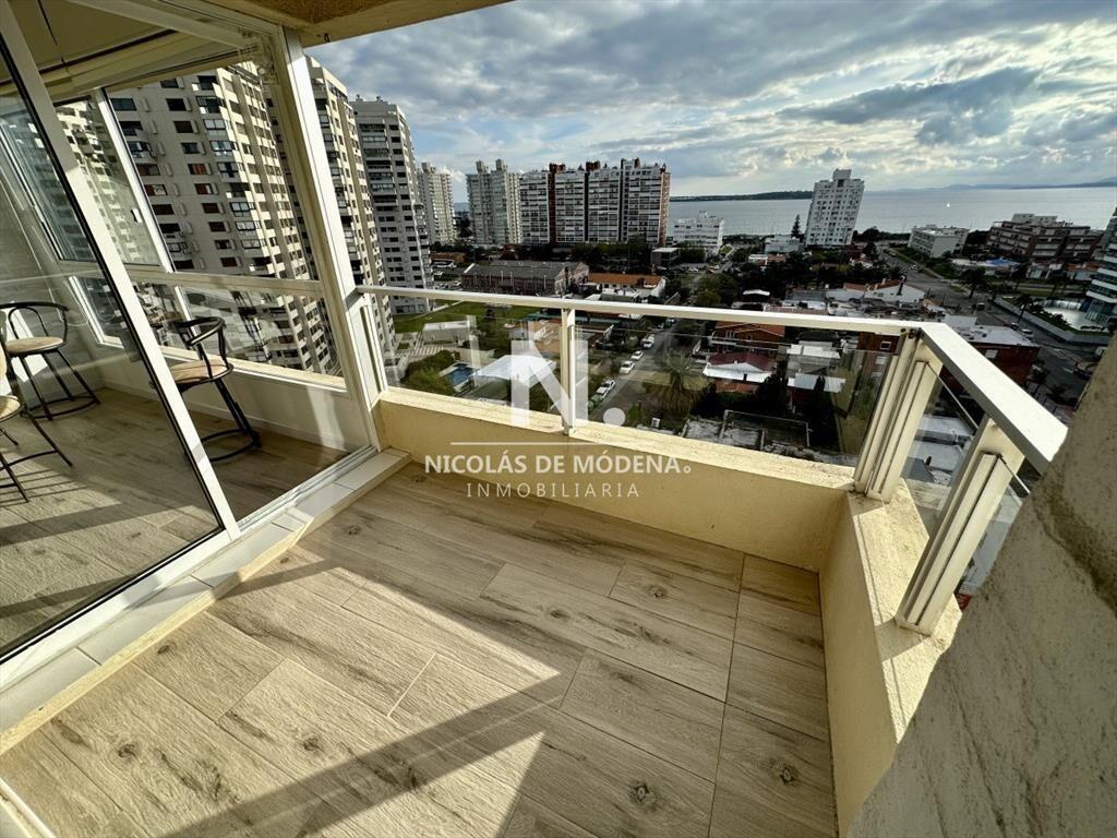 Apartamento en venta  de dos dormitorios en del