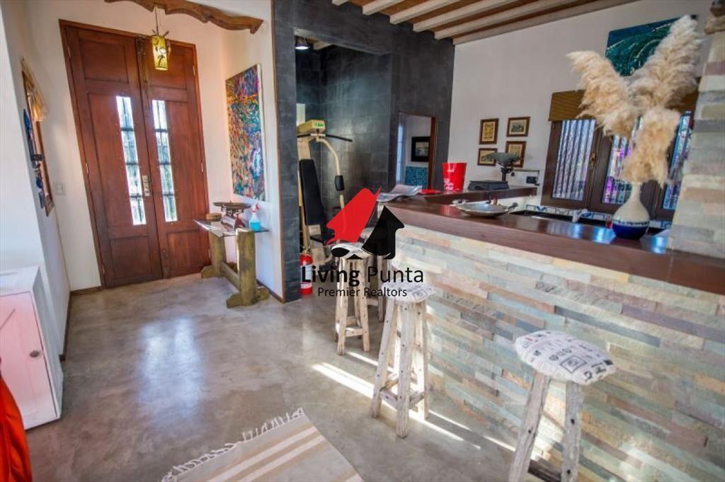 hermosa casa en Punta Ballena
