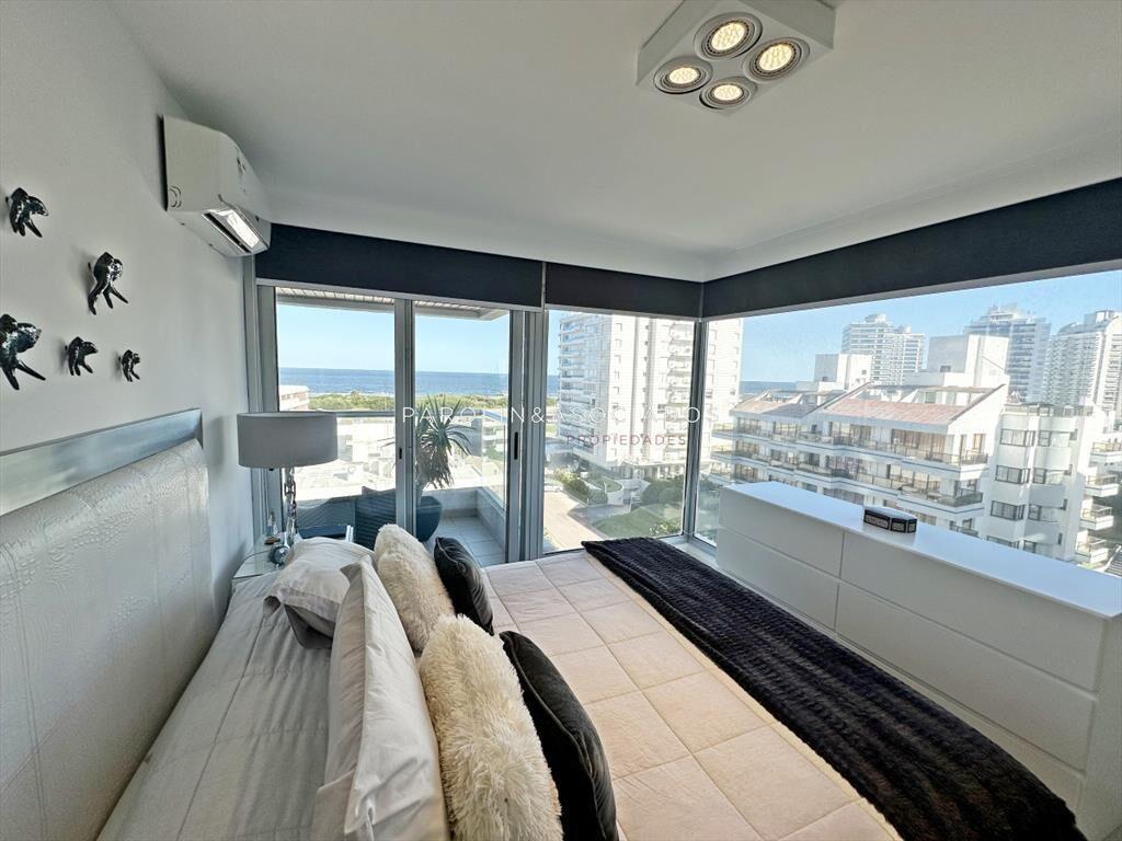 Apartamento en venta en excelente estado con al