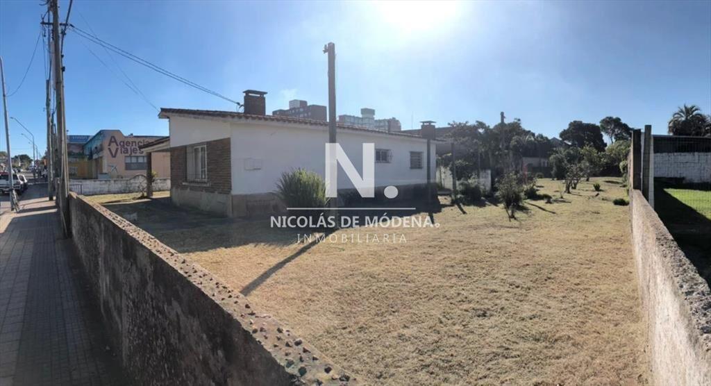Lote apto para construir en altura en el Centro