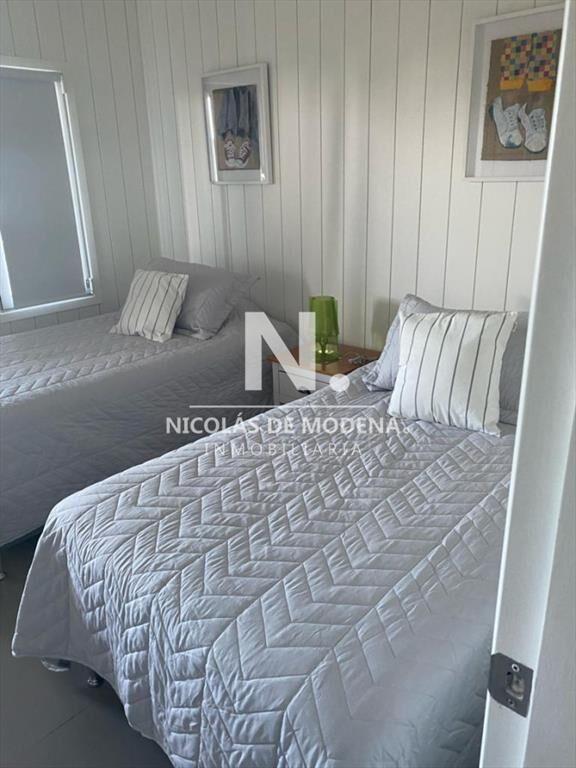 En venta espectacular casa en El Chorro - de 3