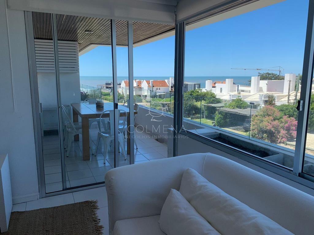 Muy buen apartamento 3 dor en suite - Playa - La