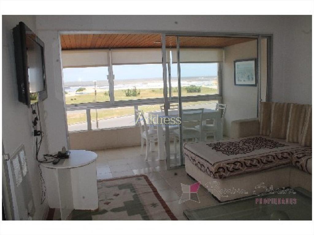 Apartamento en Brava, 3 dormitorios