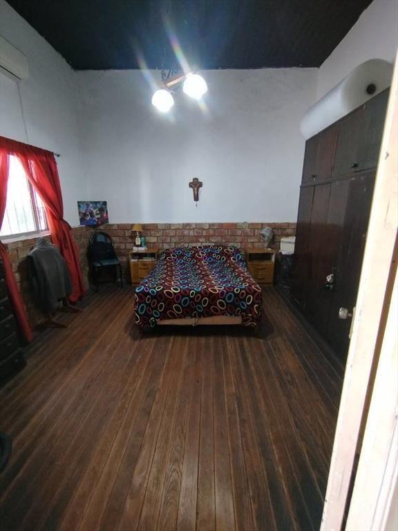 INVERSOR 3 CASAS/ 5COCHRERAS/A 1CUADRA BULEVAR ARTIGAS Y ...