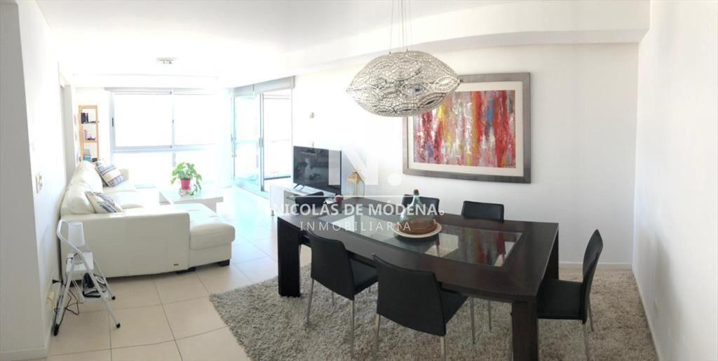 Hermoso departamento de 3 dormitorios en Punta