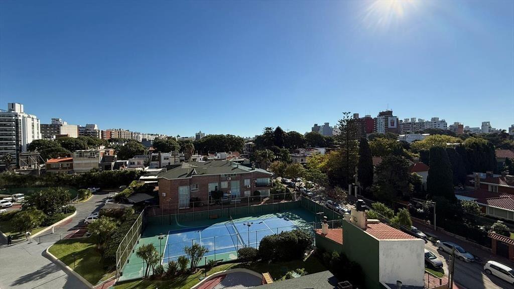 Puerto del Buceo, piso alto, equipado, piscina, canchas de