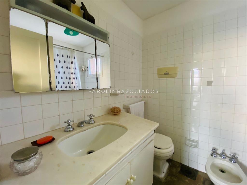 Hermosa casa en venta en La Barra, Punta del