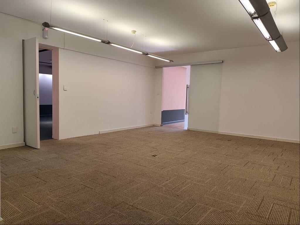 VENTA - ALQUILER OFICINA - PLAZA INDEPENDENCIA - CENTRO