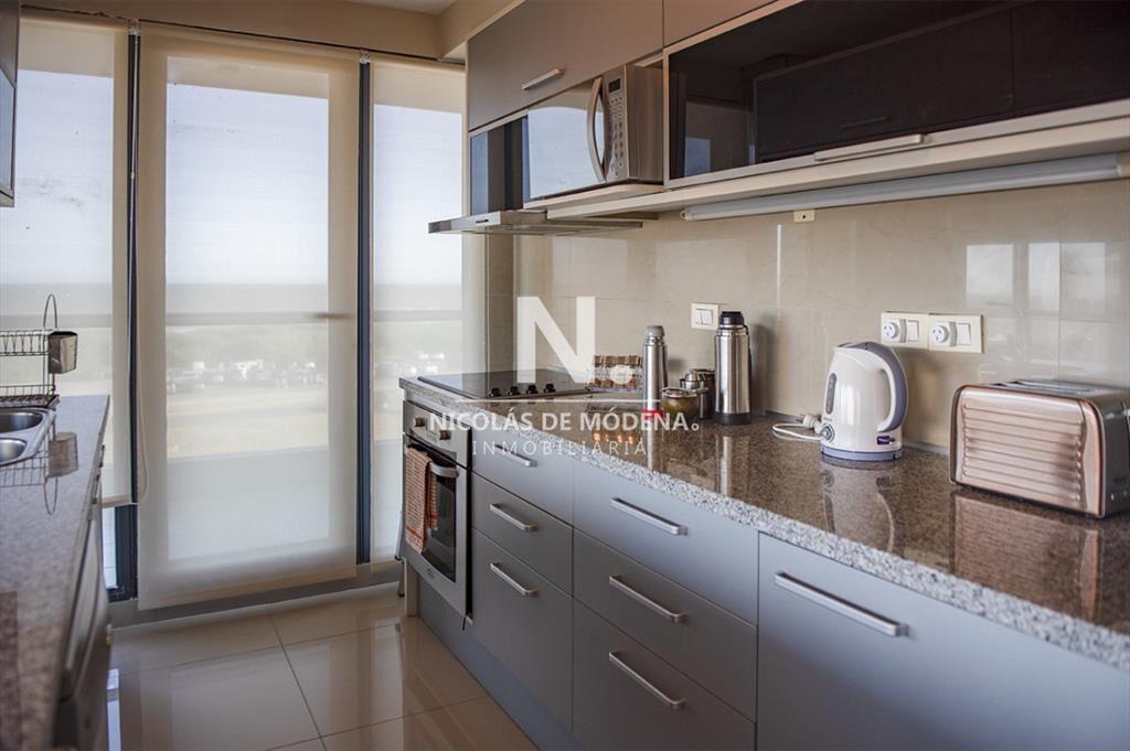 Apartamento Penthouse, frente al mar, playa 3 con