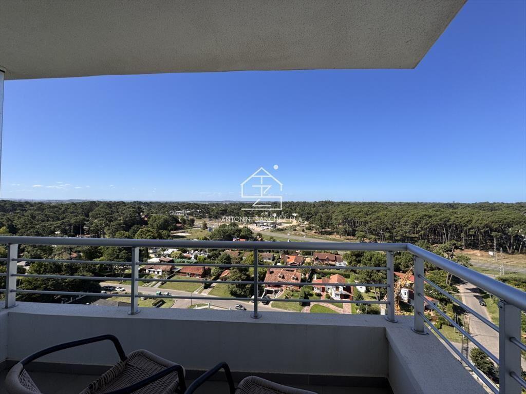 Venta apartamento 2 dormitorios 2 baños Punta del Este