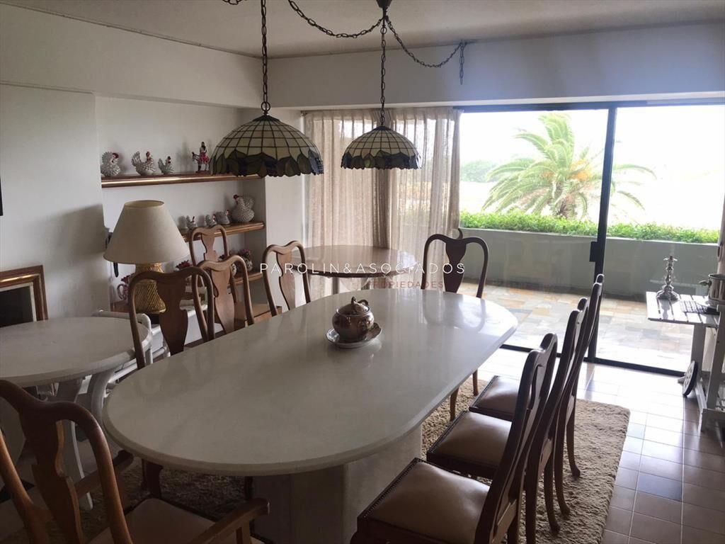 Apartamento en venta de 4 dormitorios en Sea del