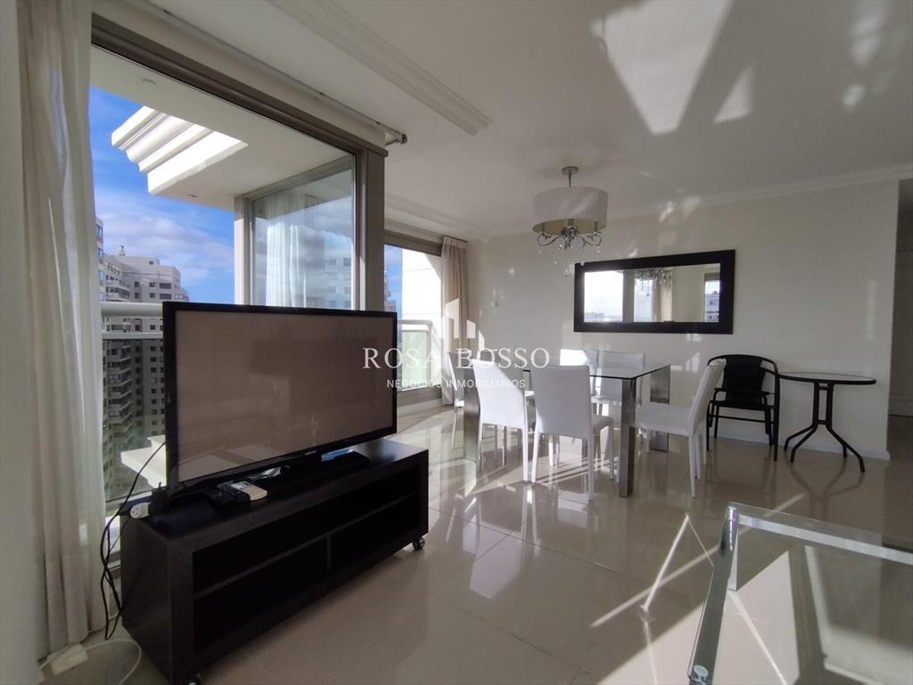 Apartamento en venta en playa brava de Punta del