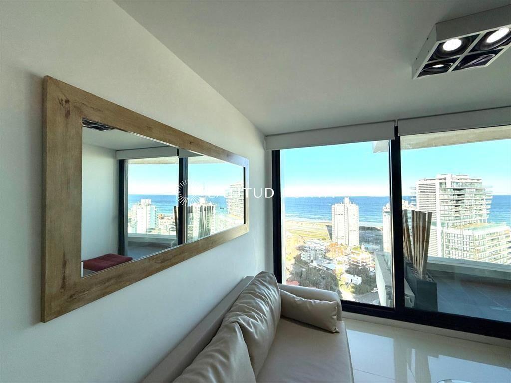 Piso alto en Brava, 1 dormitorio