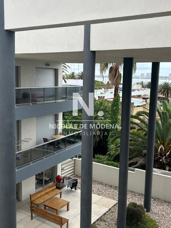 Apartamento con vista al puerto de 1 dormitorio