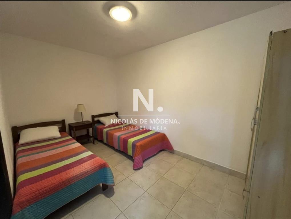 Casa en venta en 5 dormitorios en venta en Lugano