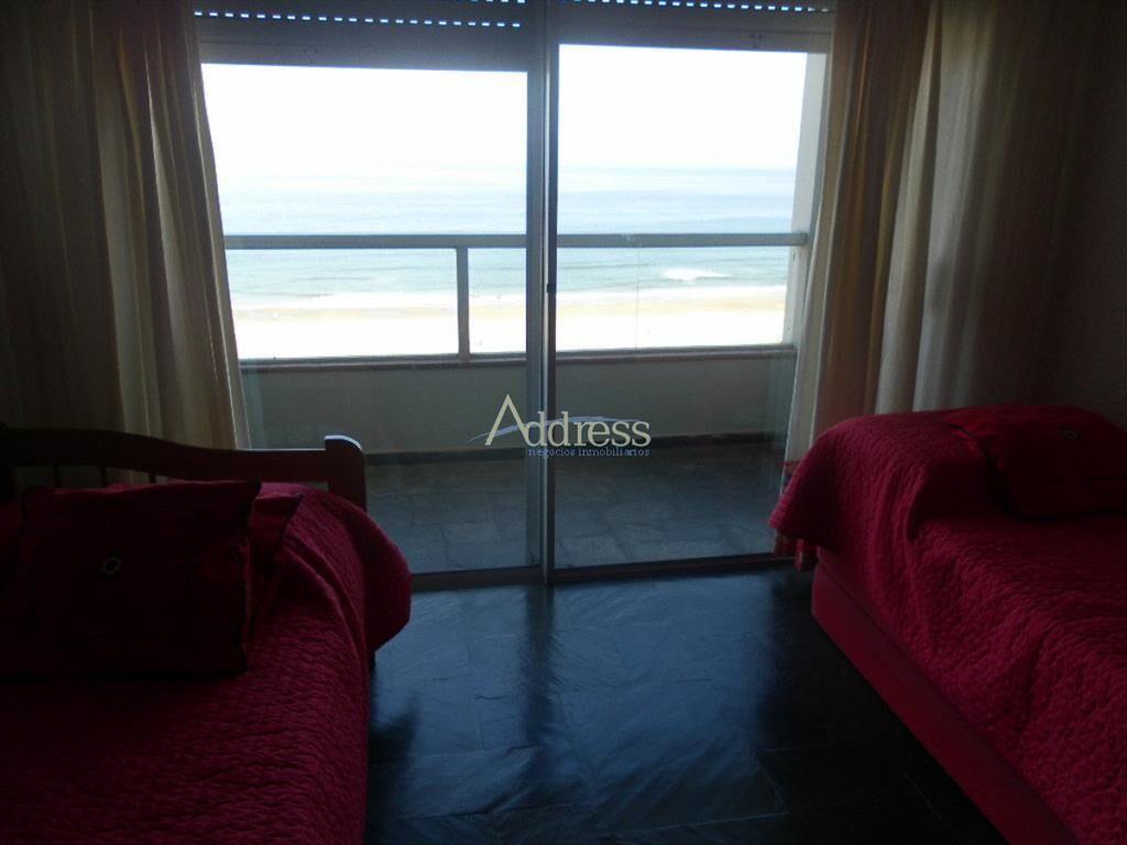 Apartamento en Brava, 2 dormitorios *