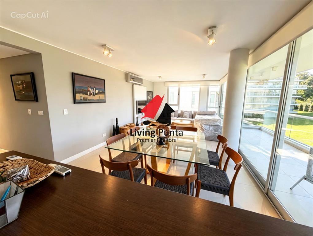 espectacular apartamento de 2 suitesaa, en playa brava