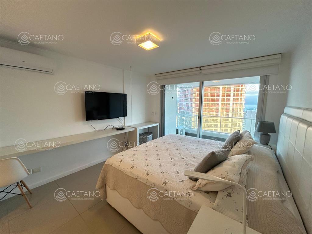 Alquiler apartamento dos dormitorios punta del