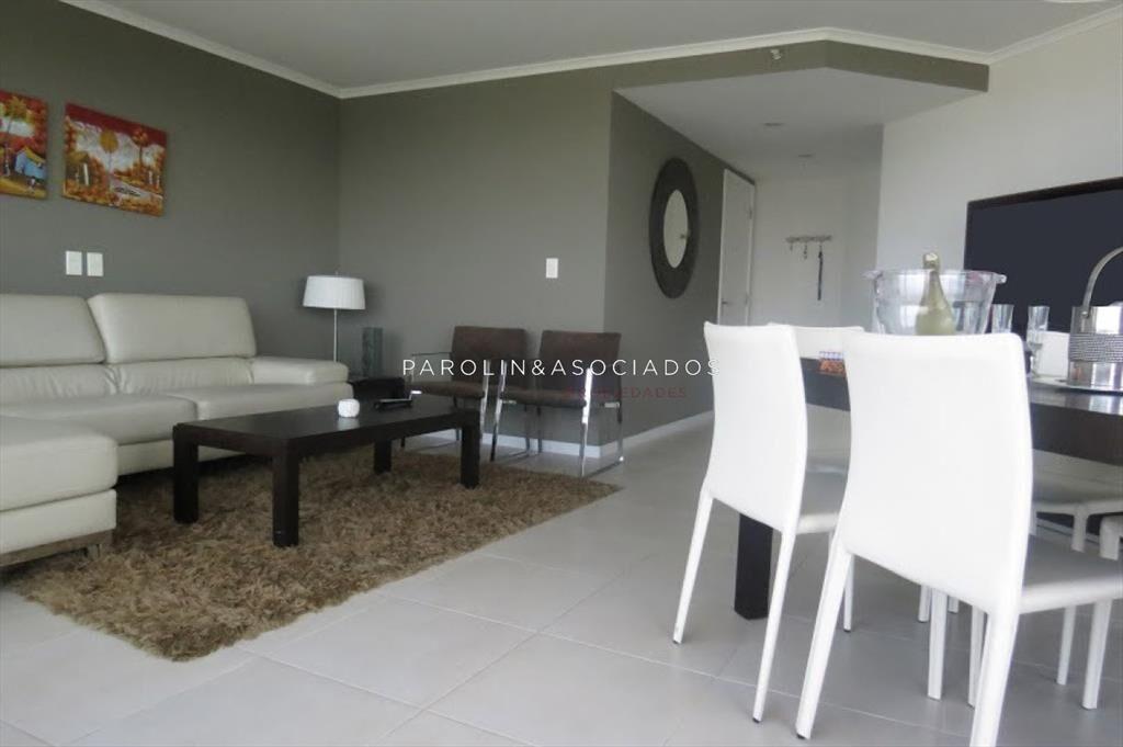 Apartamento de 3 dormitorios en Roosevelt - Punta