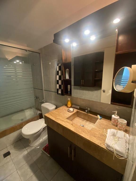 Venta Apartamento 2 dormitorios, balcón, cochera y terraza