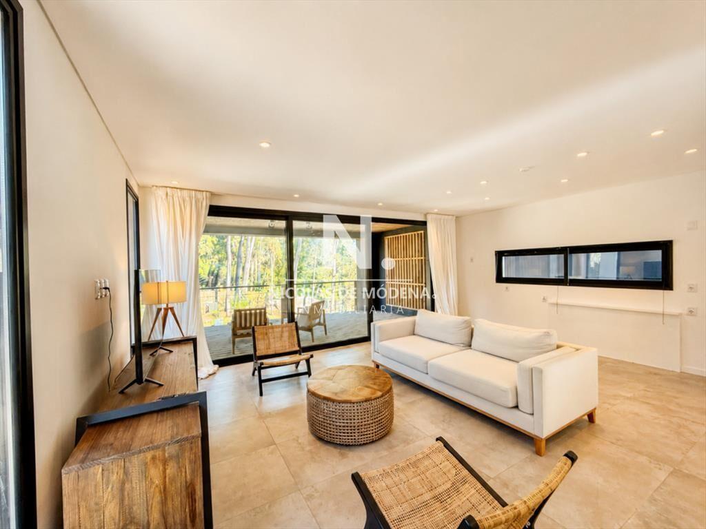 En venta casa de 2 plantas en Bosque Barra, Punta