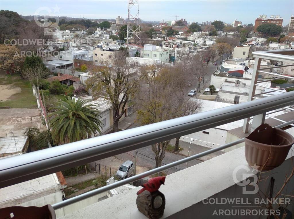 Apartamento de 2 dormitorios en venta con renta en La Blanq