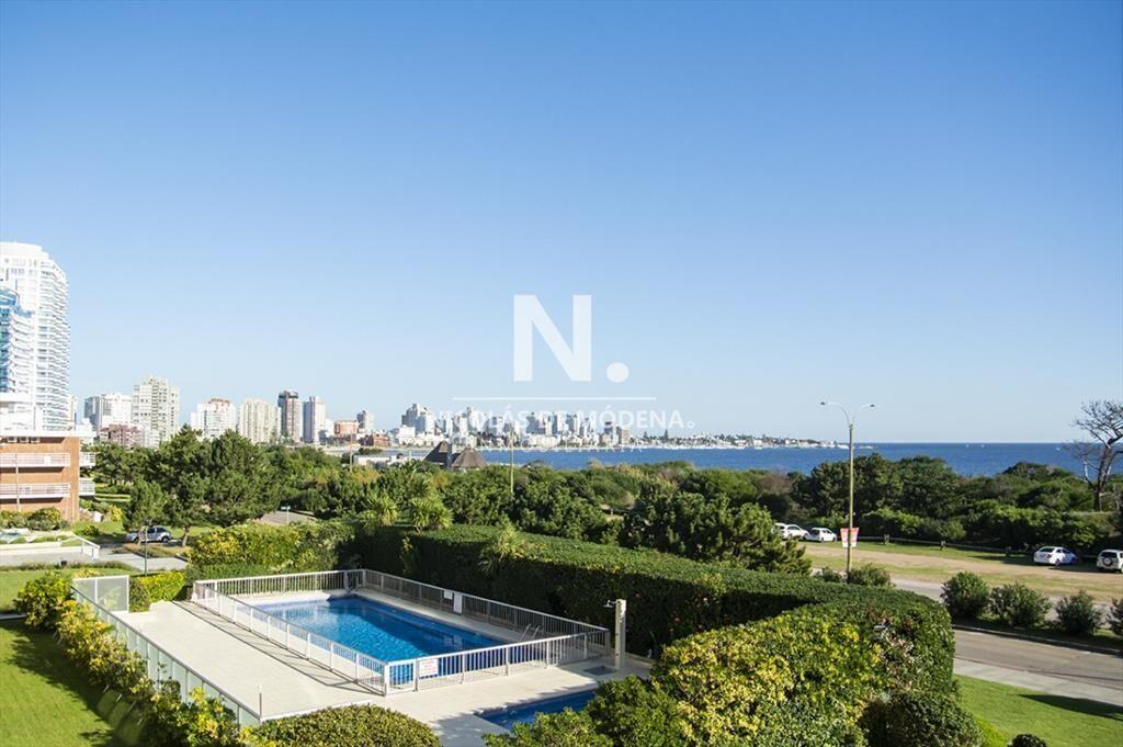 Departamento con agradable vista y excelente