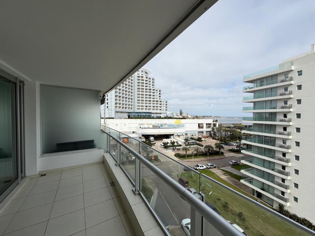 Apartamento en venta de 2 dormitorios en Punta ,