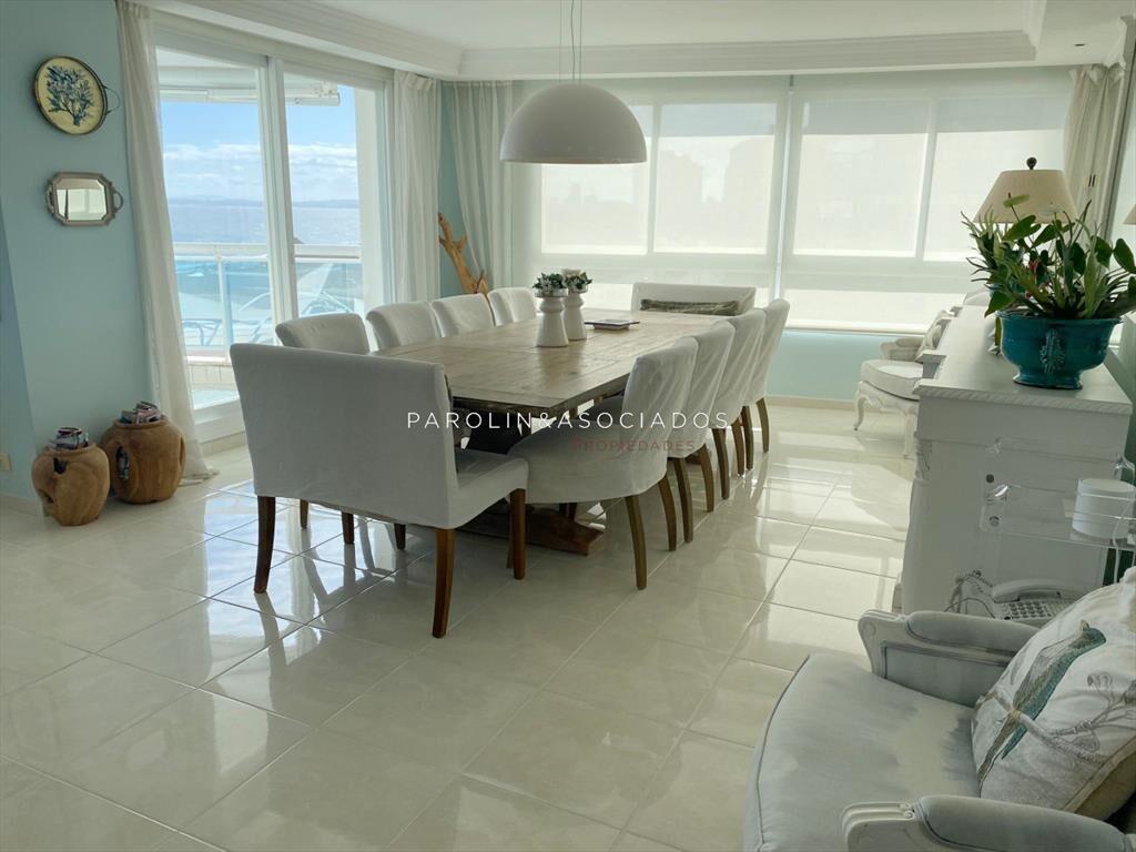 Apartamento en venta de 3 dormitorios en Tower,