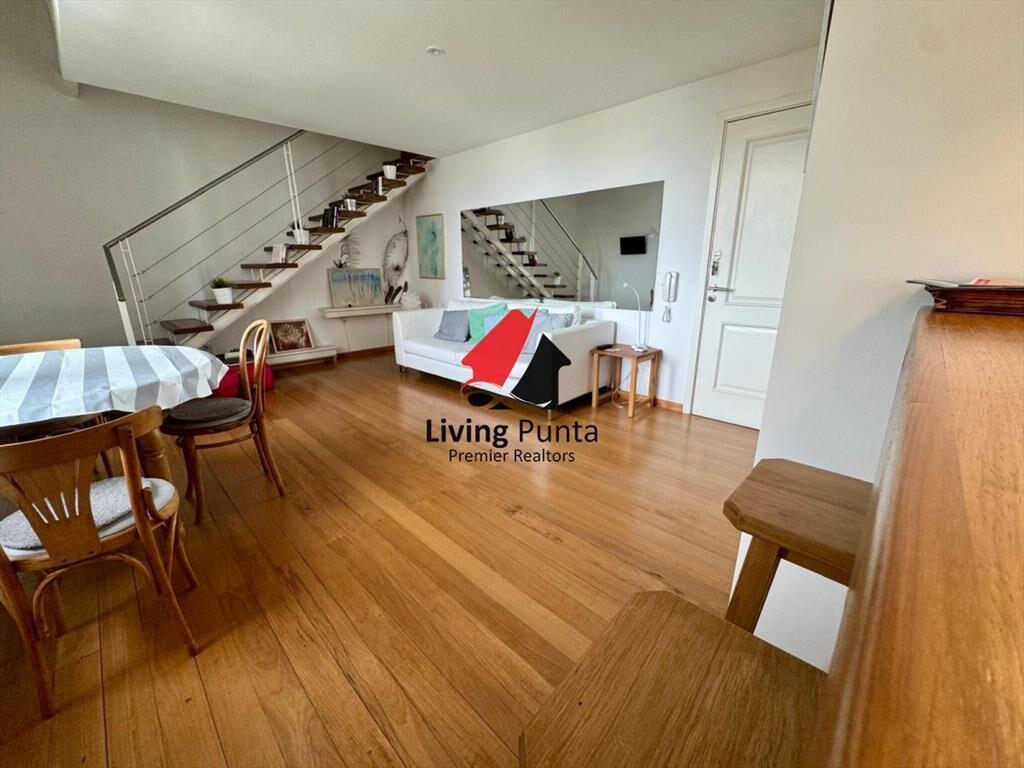 Apartamento de diseño en venta en un clásico de Punta del